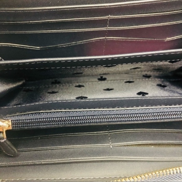 Kate Spade New York Navy Apple Print Zip Around Continental Wallet NWT - Picture 4 of 4